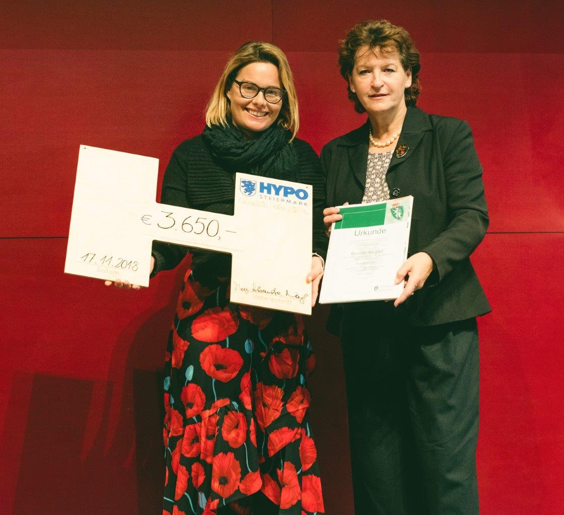 Kerstin Kugler erhält den Sonderpreis des Landes Steiermark